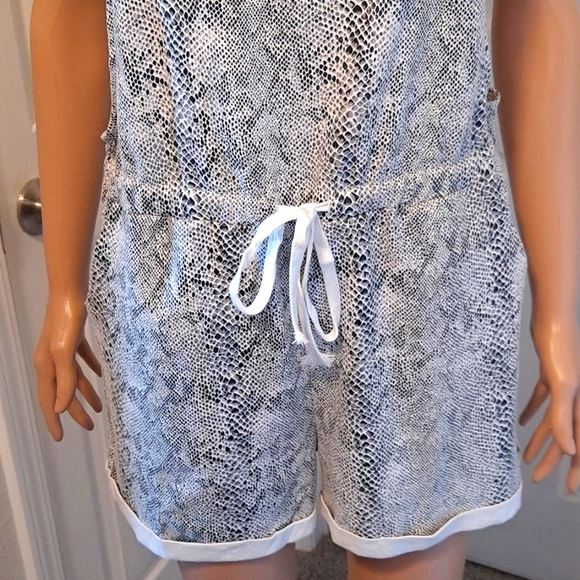 Crazy Train Overall Bib Shorts Snakeskin Print Drawstring Waistline and Pockets - Picture 2 of 10